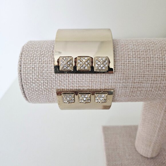 VICTORIA'S SECRET Gold Tone Rhinestone Studded Cuff Bracelet, Hinge Opening - Picture 4 of 11